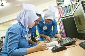 pembantu klinik.jpg pembantu klinik.jpg